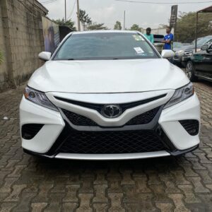 Toyota -Camry XSE