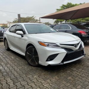 Toyota -Camry XSE