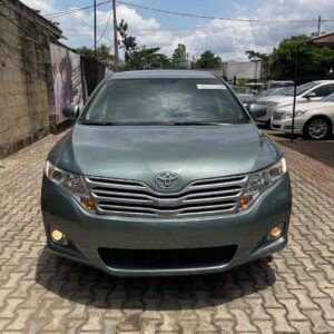 Toyota Venza LE(Foreign used)